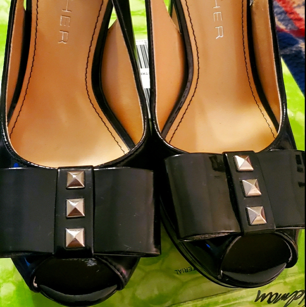 Sexy slingbacks